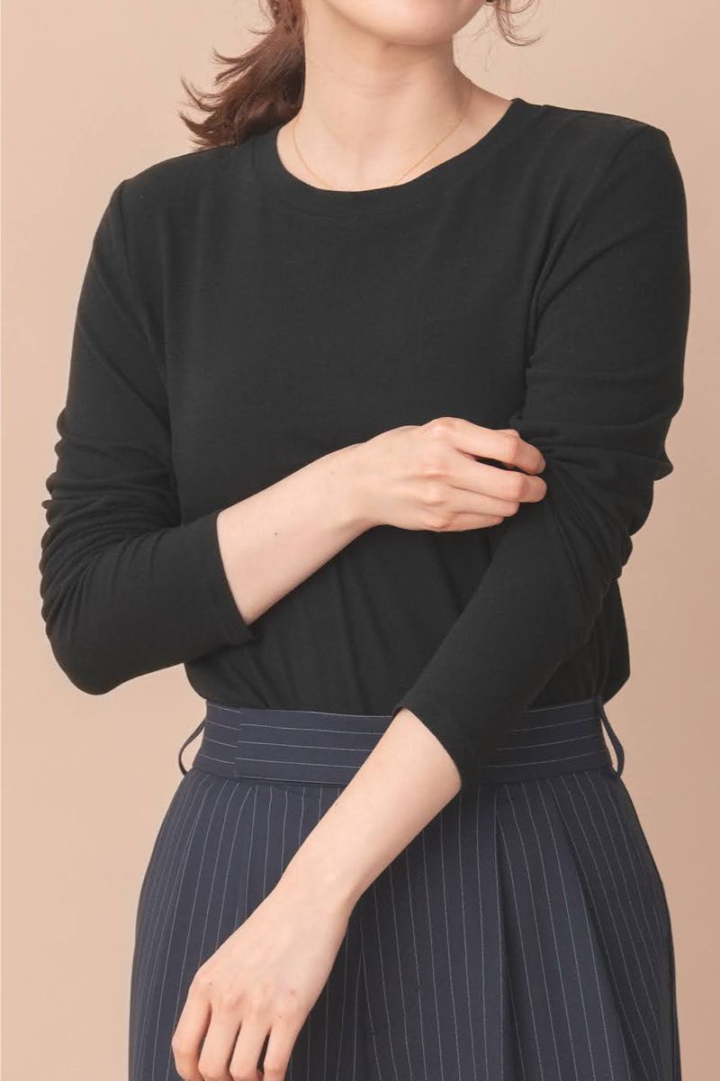 袖も自在にまくれます。