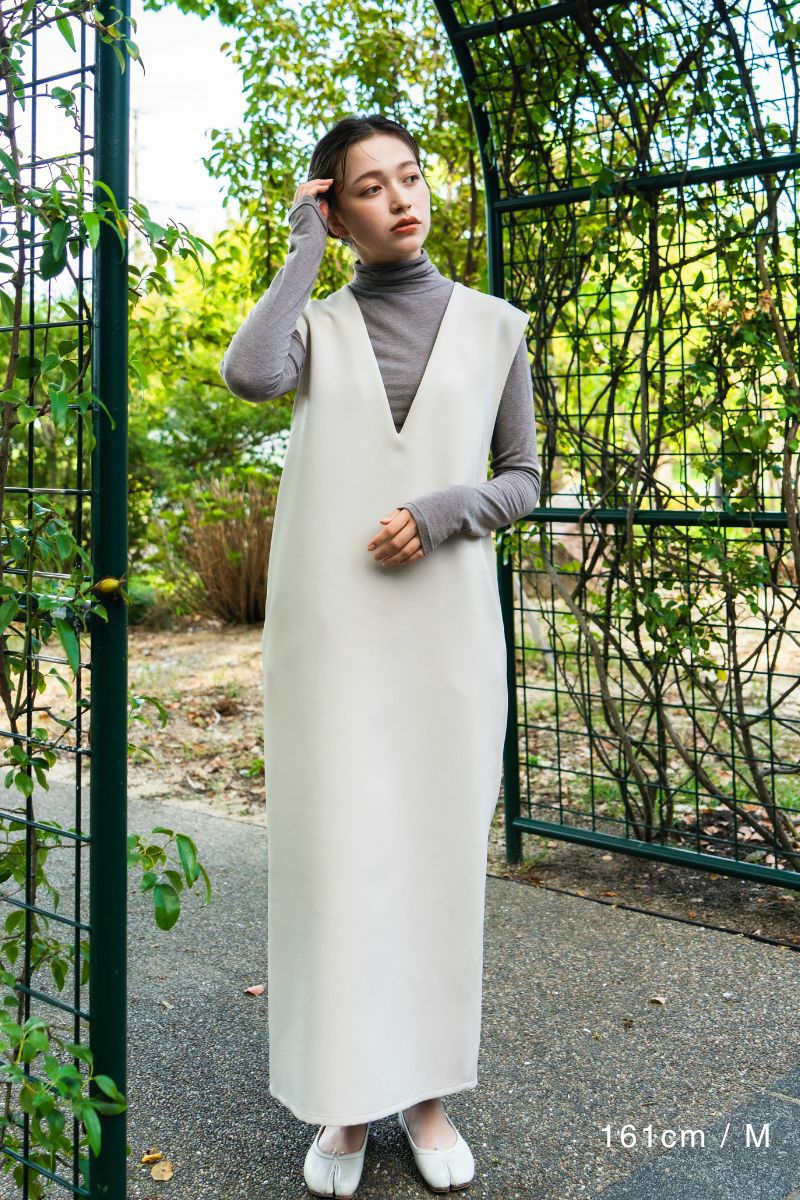 rrrrrrrrr,ナインアール,オールシーズンVネックワンピース