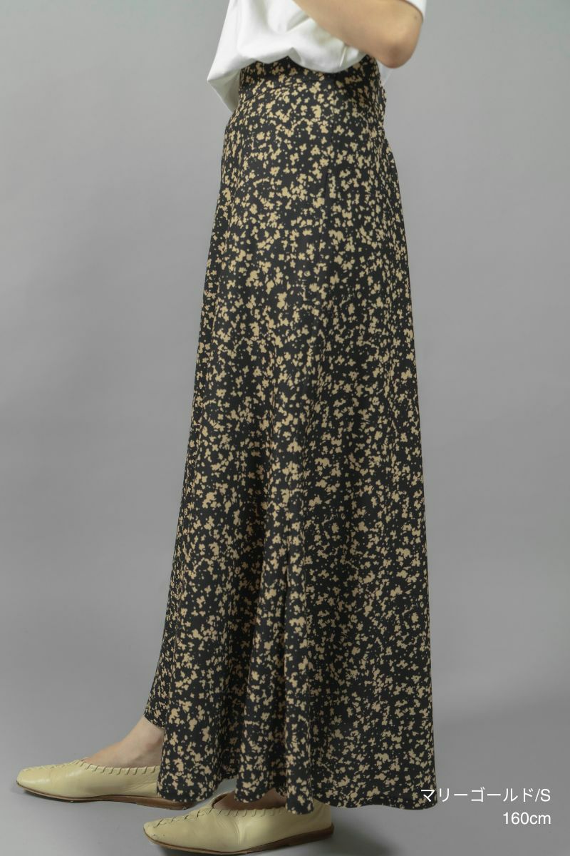 ナインアール,rrrrrrrrr,フローラルエコスカート